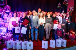 Życzenia, kwiaty i upominki z okazji Dnia Sołtysa